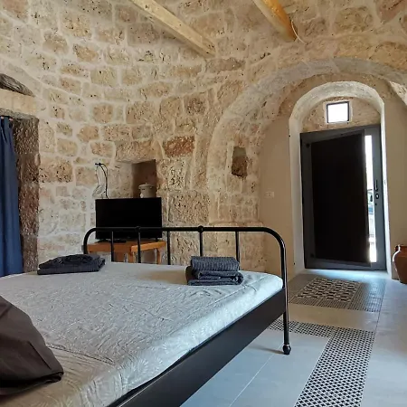 Trullo La Dolina Villa *